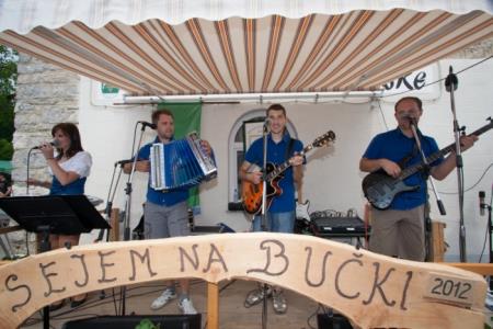 KNOBLEHARJEVO 2012 - Semanji dan na Bučki 7